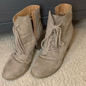 High Heeled Boots